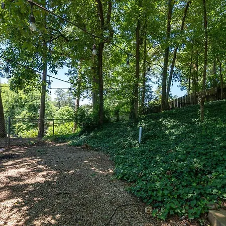 Fully Fenced Rustic Home Minutes From Truist Park-3